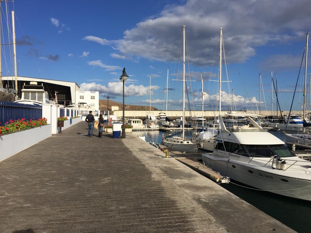 Puerto Calero Boat Hotel Exterior photo